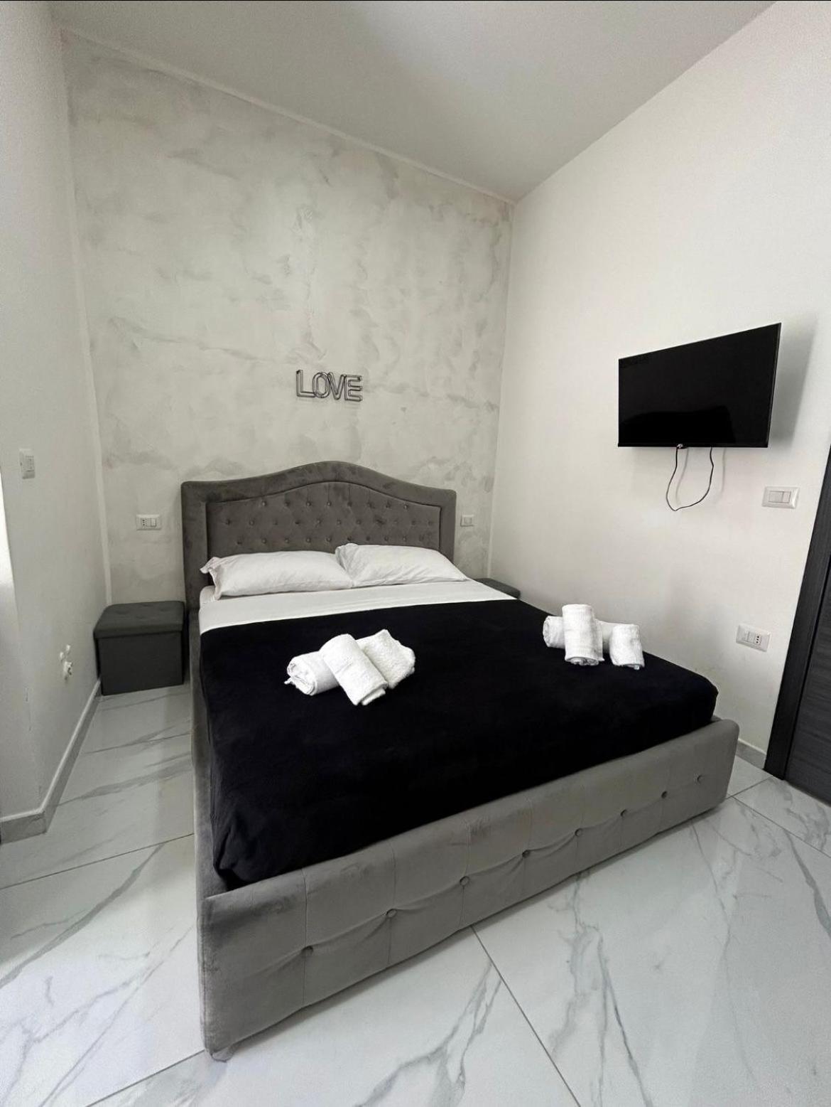 Terrazza Luxury Valentino Apartment Naples Exterior photo